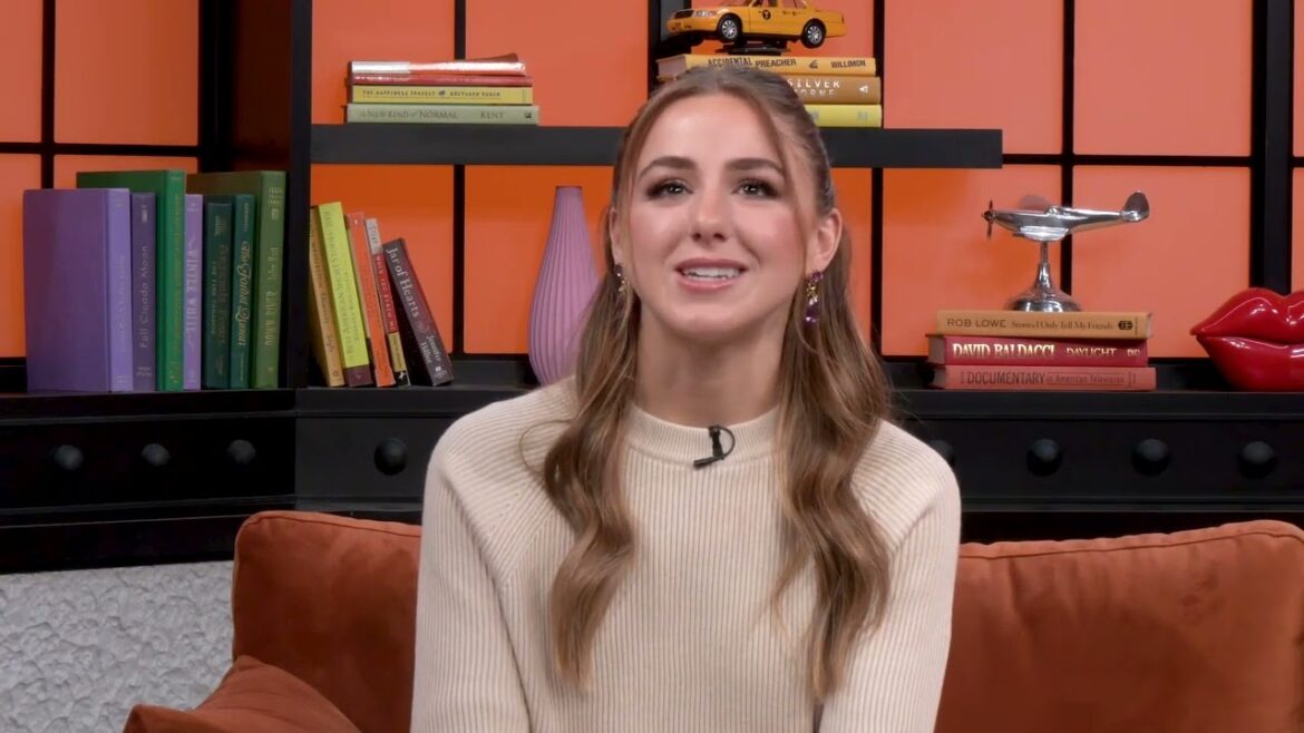 chloe lukasiak